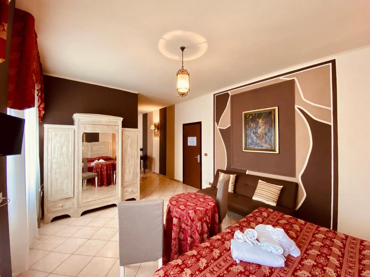Hotel Pandos