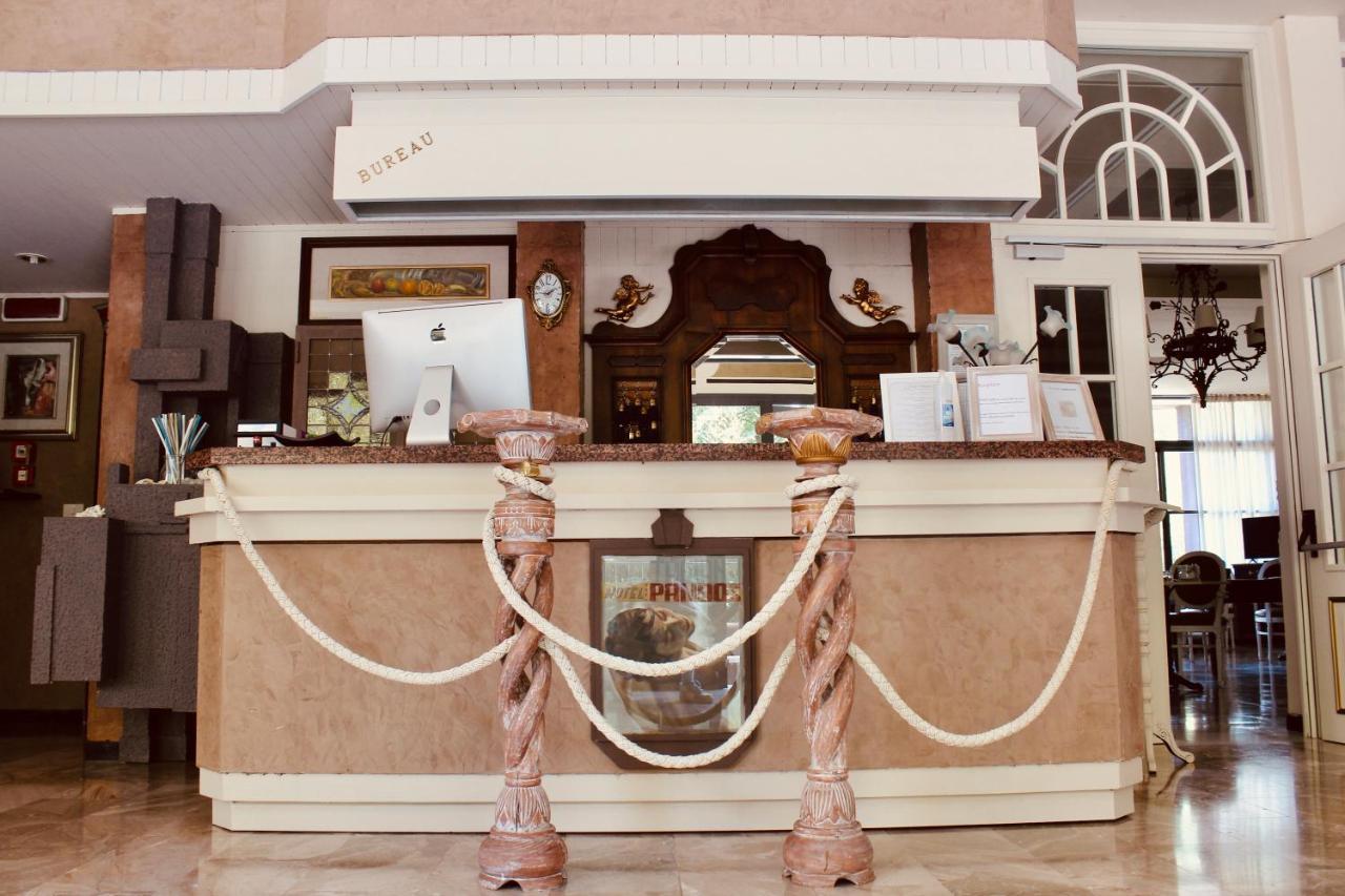 Hotel Pandos